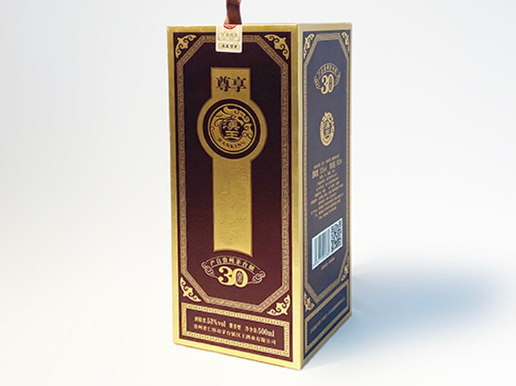 酒盒包裝生產(chǎn)廠家-點創(chuàng)包裝